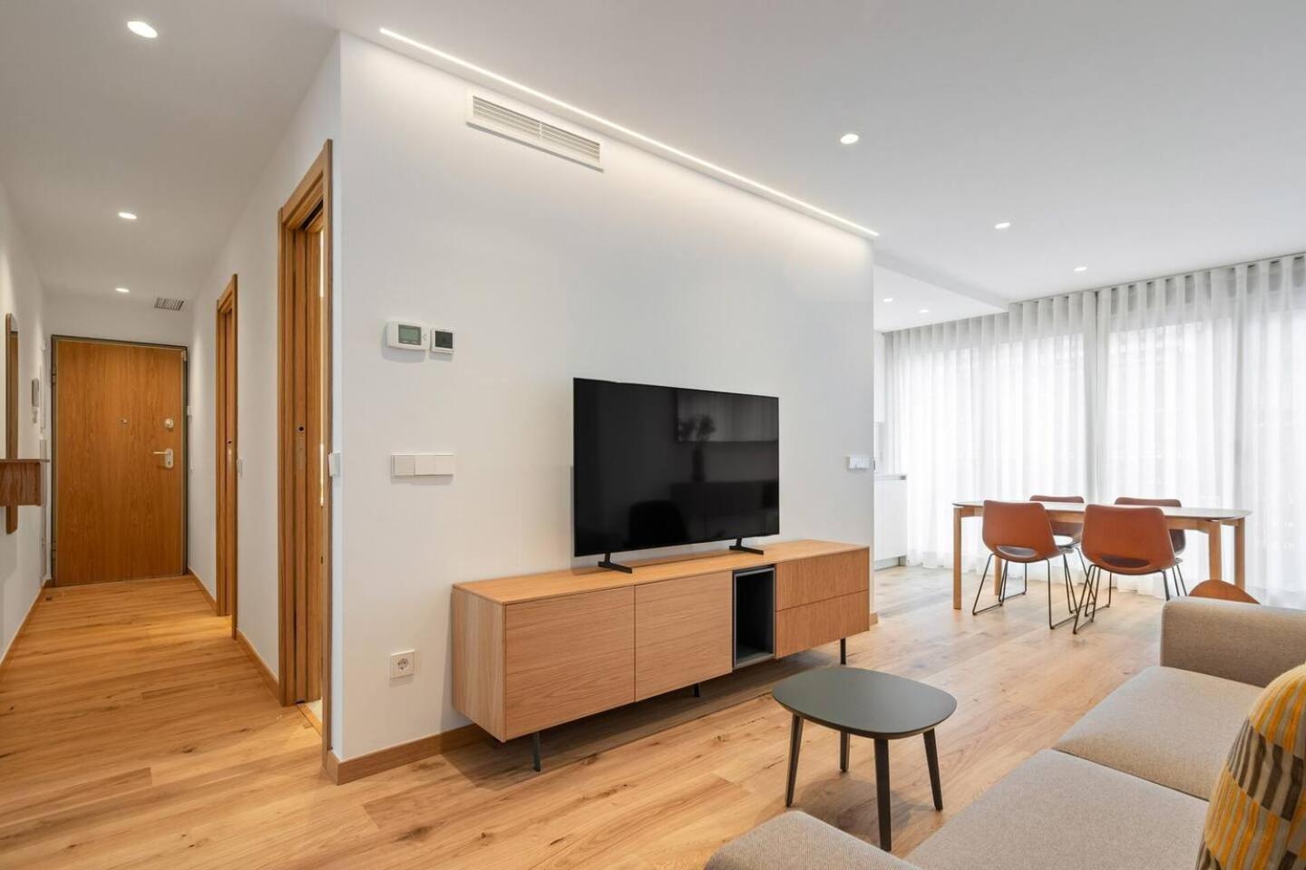 Elegance & Comfort In Chamberi - 4a *